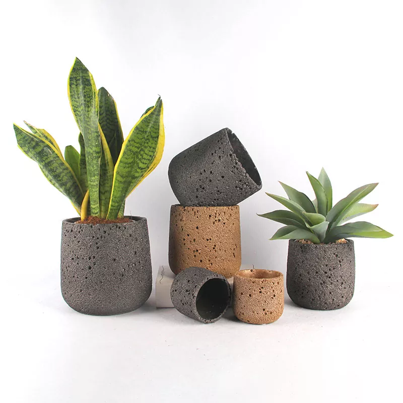 Klasični lončki za sajenje iz kamnite keramike