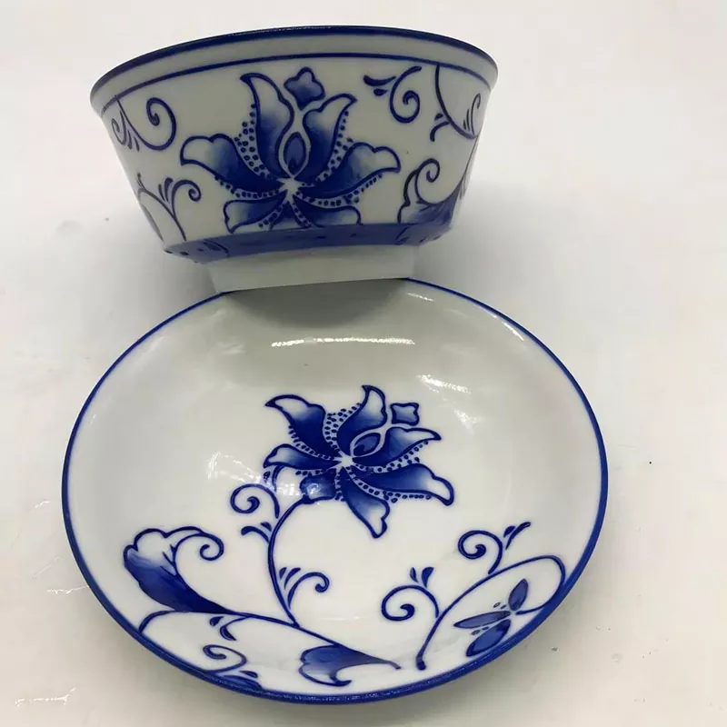 Kung f čajna skodelica